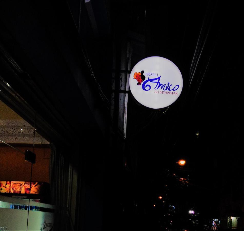 Amico Del Myanmar Hostel Gyogon Kültér fotó